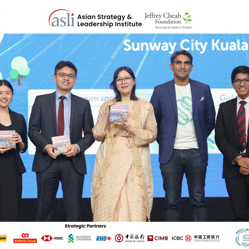 ASLI Banking & Finance Summit 2023 Highlights

Special Showcase on Innovations & Entrepreneurs in Banking & Finance.

Introducer: Foo Zhen Min, Lead Community Curator, 42 Malaysia

Speaker 1: Suraya Zainudin, Founder, Ringgit Oh Ringgit
Topic: Future Banking & SDGs: Personal Finance Amidst the Rapid Changes

Speaker 2: Soo Chin Kang, CEO, Sunway Money Sdn Bhd
Topic: Unlocking Success Together: The Synergy of Banks and Fintech Uniting for SDGs

Speaker 3: Rouvin Thiruchelvam, Co-Founder & CFO, Swipey
Topic: The Digital CFO: Where Did My Money Go?

Follow ASLI on social media: https://linktr.ee/aslimyofficial